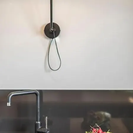 Nyaraló Lolina,sea On A Palm! Heated Pool Trogir